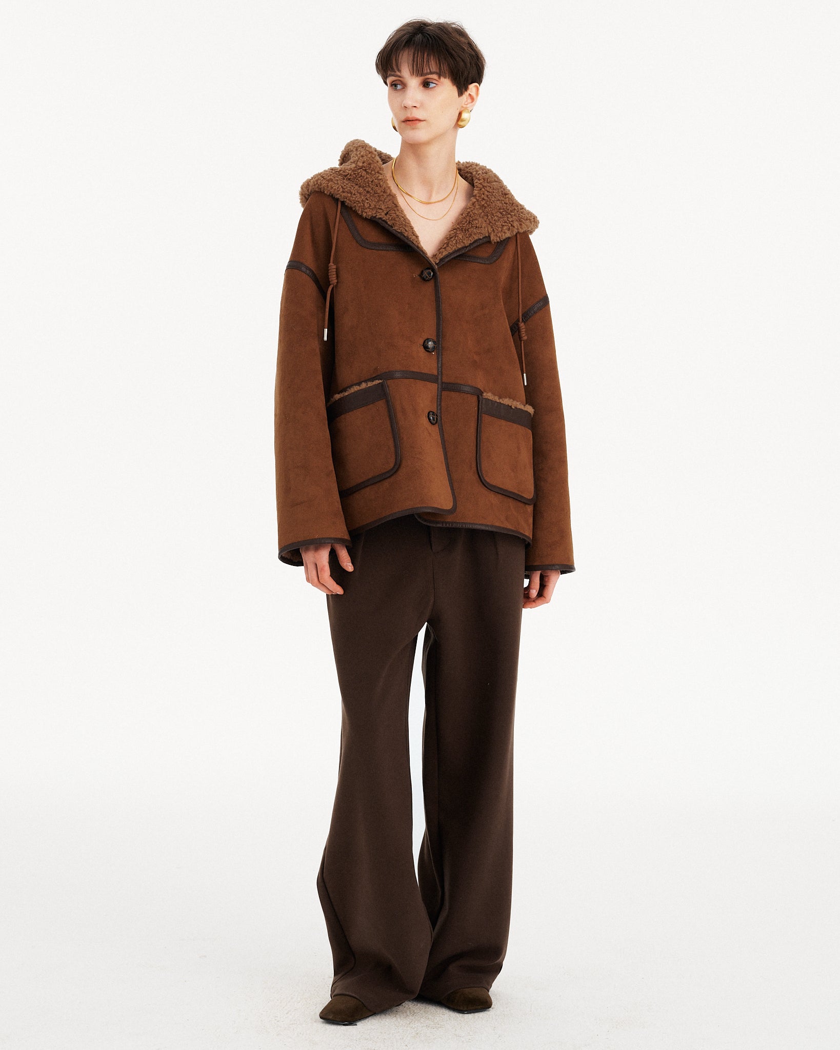 CAPPOTTO CORTO SCAMOSCIATO